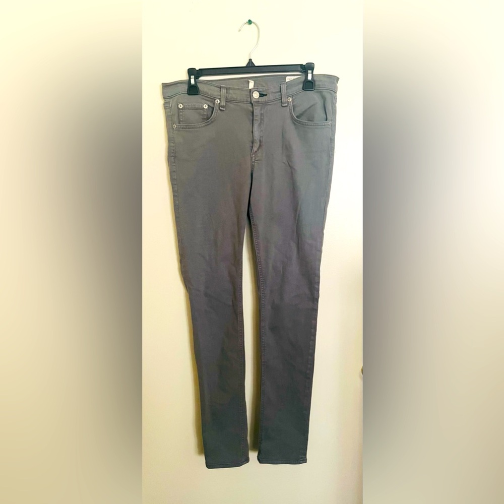 EUC! Women’s Rag & Bone Olive Green Skinny Jeans Size 31 (Approx. Sz. 10 or 12)